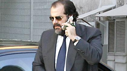 Πατέρας: «Επιλογές του μεγαλομετόχου»