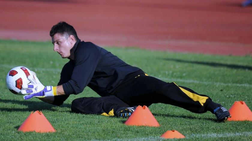 Μόνος του ο Βελλίδης