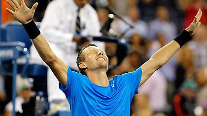 Νοκ άουτ ο Φέντερερ!