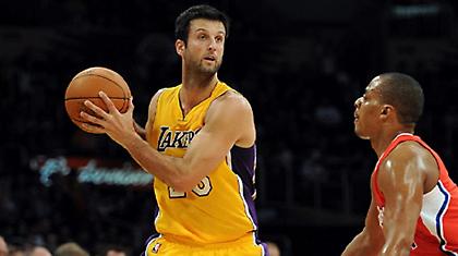 Με Σπερς ο Καπόνο