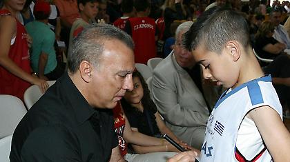 Προσκλήσεις έχει λάβει πολλές ο Νίκος Γκάλης...