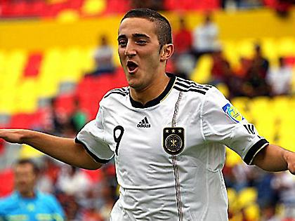 Μήπως να έπαιζε αυτός στην επίθεση; (video)