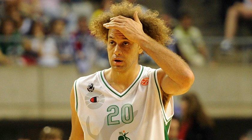 Αποσύρει τις φανέλες Στόουνρουκ και ΜακΙντάιρ η Σιένα