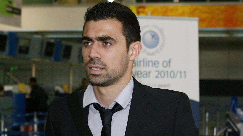 Αμφίβολος με Σάλκε ο Μανιάτης