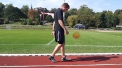 Έκανε «ποδαράκια» για πέντε ώρες (video)