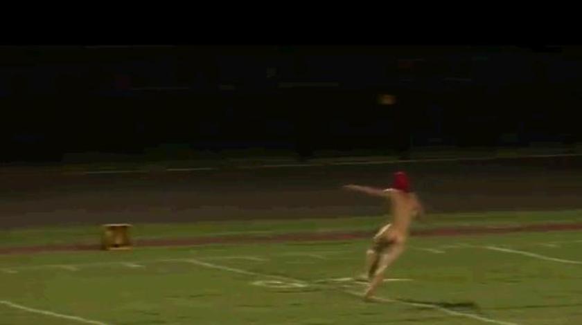 Ο γυμνός… Spiderman (video)