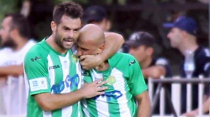 Ξέσπασε και τους αφιέρωσε το γκολ ο «Παπ»