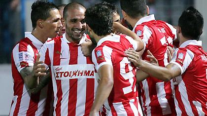 Οιωνός τίτλου το ερυθρόλευκο «3x3»