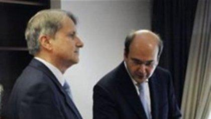 Σε εξέλιξη η συνάντηση Χατζηδάκη - Ράιχενμπαχ