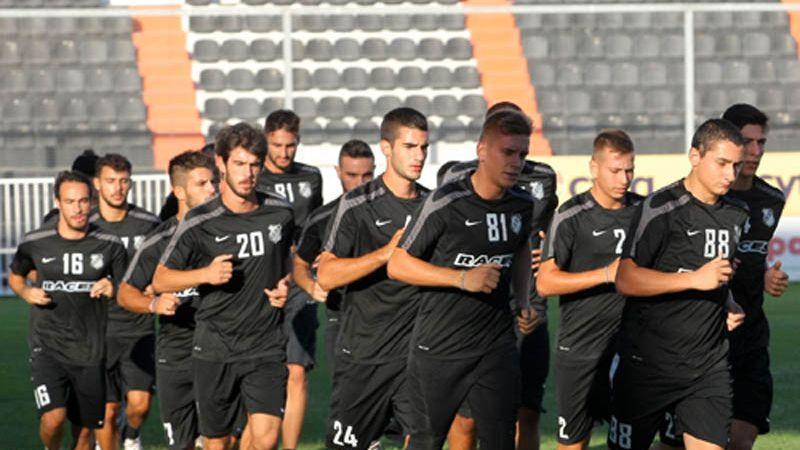 Αφήνουν πίσω τα… αυτογκόλ