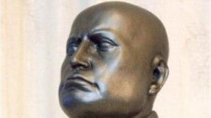 Ιταλία: Καφετέρια-ιερό του Μουσολίνι