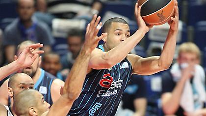 Πλήγμα με Λόφτον για Λαγκούν Άρο