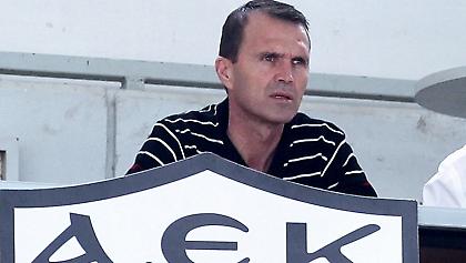 Τα βρήκε με Σαβέφσκι