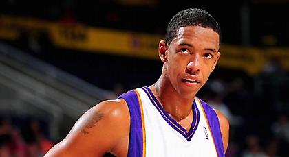 Πρόβλημα στην καρδιά για Φράι