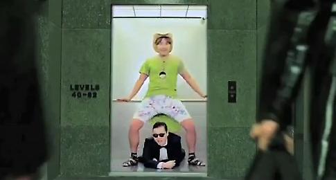 Άνοιγμα ασανσέρ σε …Gangnam Style
