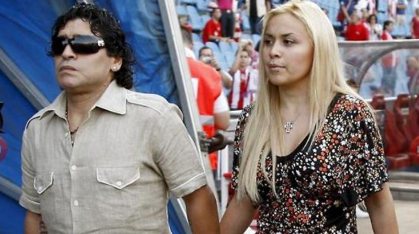 Γίνεται τέταρτη φορά πατέρας ο Μαραντόνα