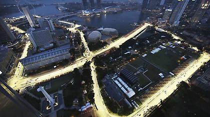 Στα... σκοτάδια για άλλα πέντε χρόνια