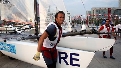 «Δεν πρέπει να κλαίμε τη μοίρα μας…»