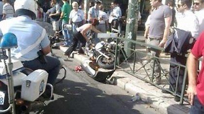 Αυτοκίνητο συγκρούστηκε με μηχανή της ομάδας Ζ