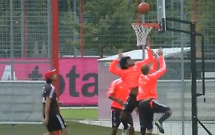 Το’ ριξαν στο μπάσκετ (video)