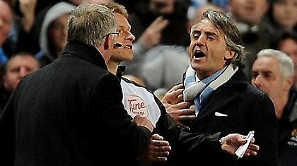 Όταν ο Μαντσίνι… τα «παίρνει»!(vids)