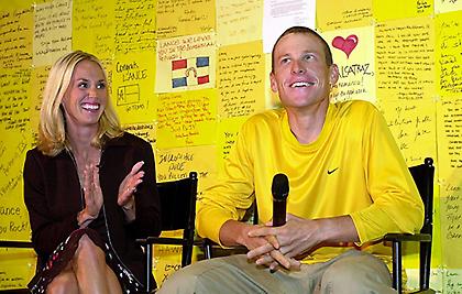 Και η πρώην του Αρμστρονγκ στο κόλπο