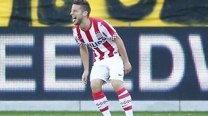 «Πυροβολεί» η Αϊντχόφεν