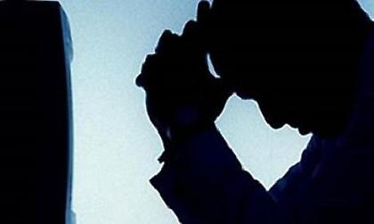 Απετράπησαν επτά αυτοκτονίες μέσω διαδικτύου