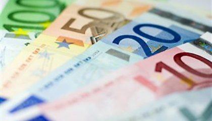 Στο 4,2% του ΑΕΠ το δημοσιονομικό έλλειμμα 2013