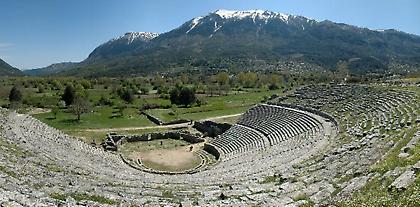 Συνεχίζεται η αναστήλωση του αρχαίου θεάτρου Δωδώνης