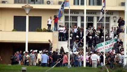 Στη ΓΑΔΑ μεταφέρονται οι προσαχθέντες