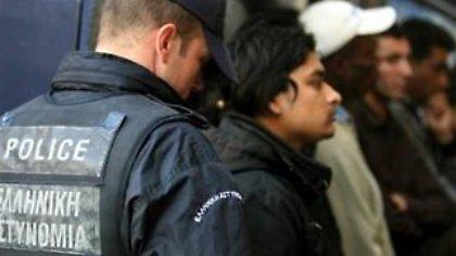 Επιχείρηση «σκούπα» της ΕΛ.ΑΣ. για την απομάκρυνση μεταναστών