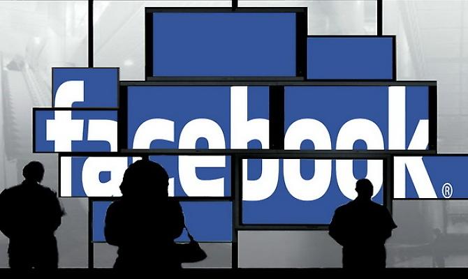 Το Facebook μετράει 1 δισ. λογαριασμούς!