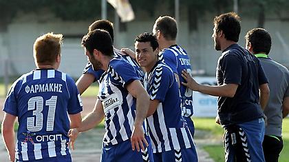 Περιμένει τις «καραμπόλες» για Κύπελλο Αγγλίας, Football league