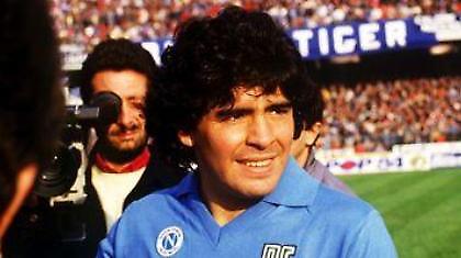 Ούτε επί Μαραντόνα τέτοια Νάπολι