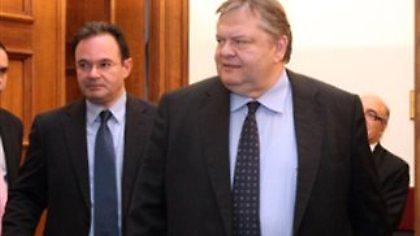 Στην Επιτροπή Θεσμών και Διαφάνειας Βενιζέλος-Παπακωνσταντίνου