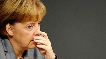 Αν η Μέρκελ μείνει μόνο σε ευχολόγια θα κάνει τα πράγματα χειρότερα