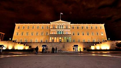 Ανοιχτοί οι δρόμοι στο κέντρο της Αθήνας, κανονικά μετρό-τραμ