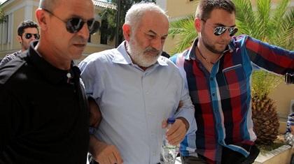 Σμπώκος: Η Βίκυ με απείλησε για να βοηθήσω τον Ακη