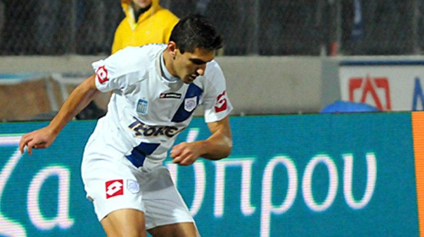 Περιμένει τις επιστροφές