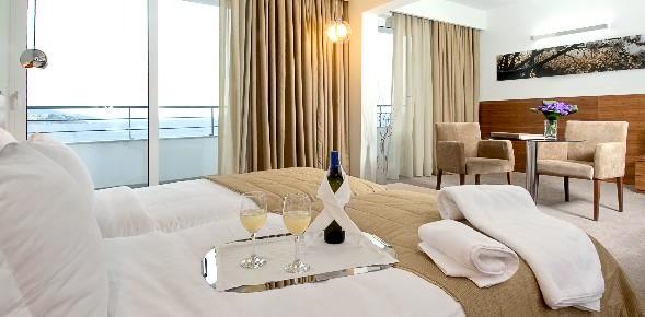 Τη μεγαλύτερη μείωση τιμών στην Ευρώπη, η Ελλάδα