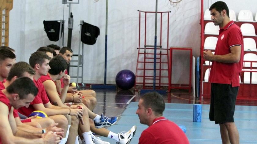 Με «όπλο» το μπλοκ και χαρακτήρα…