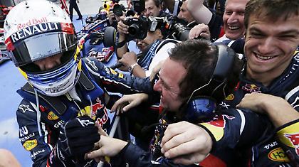 Ο Φέτελ των ρεκόρ…