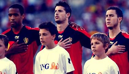 Εικόνες από το μέλλον σε κόκκινο φόντο...