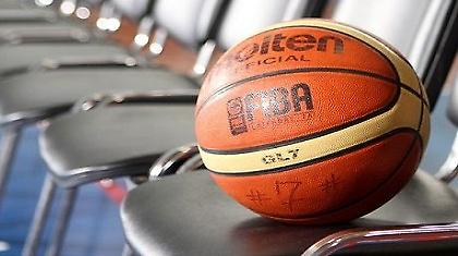 Τα «κουρέλια» τραγουδάνε ακόμα