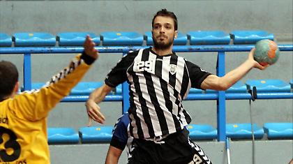 Ακάθεκτοι ΠΑΟΚ, Δούκας