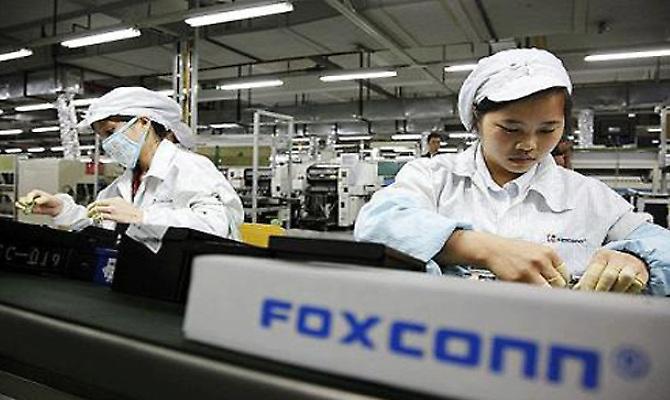 Πρόσληψη 14χρονων έκανε η Foxconn που κατασκευάζει τα iPhone και iPad!