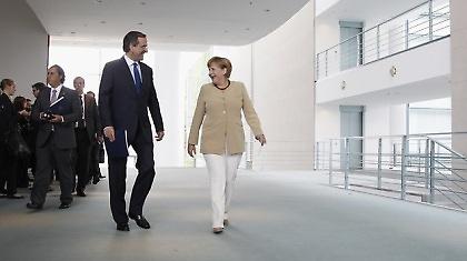 Μέρκελ: Το πολιτικό «φλερτ» που γίνεται «έρωτας»