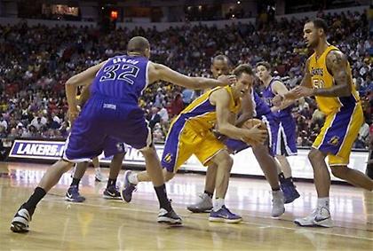 Ούτε τώρα οι Λέικερς