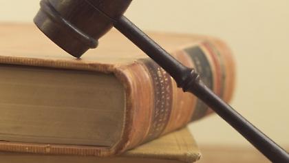 Θα κοιμόμαστε ήσυχοι με τον διπλανό μας να υποφέρει;